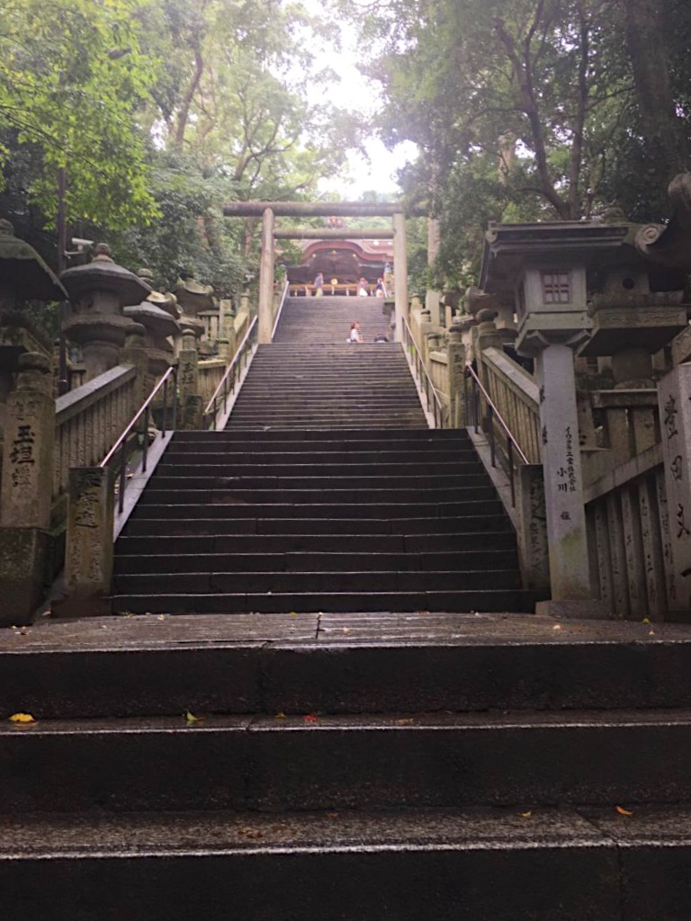 sThe steps to the main shrine